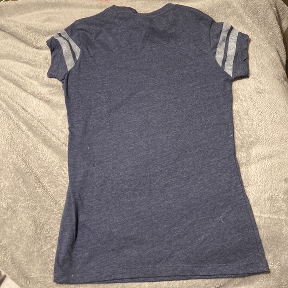 Hello Kitty Tee - Picture 3 of 3